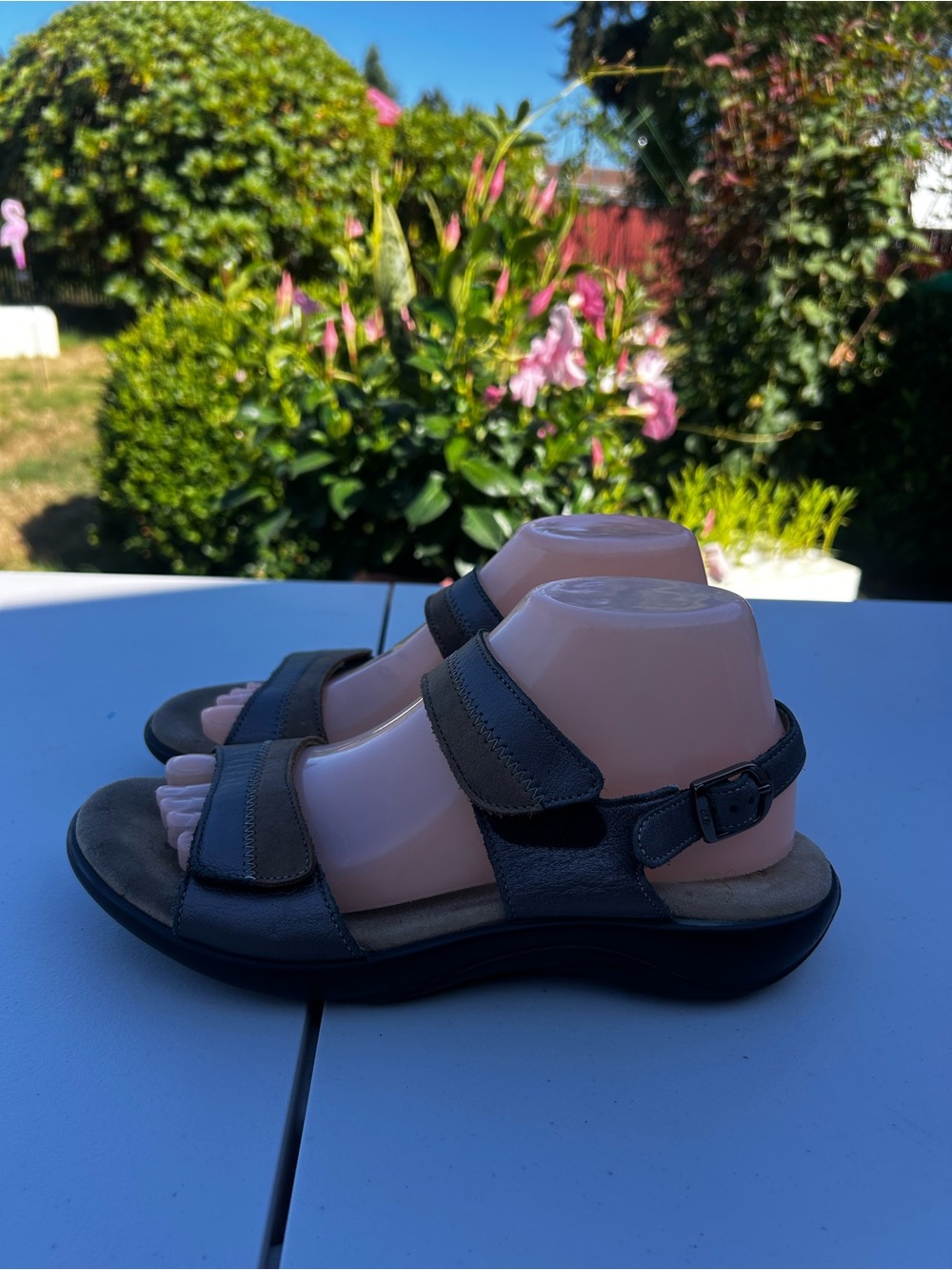 SAS Women's Nudu Sandal Midnight Black Ankle Strap Sandals Size 8M